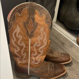 Ariat Brown and Tan Western Boots
